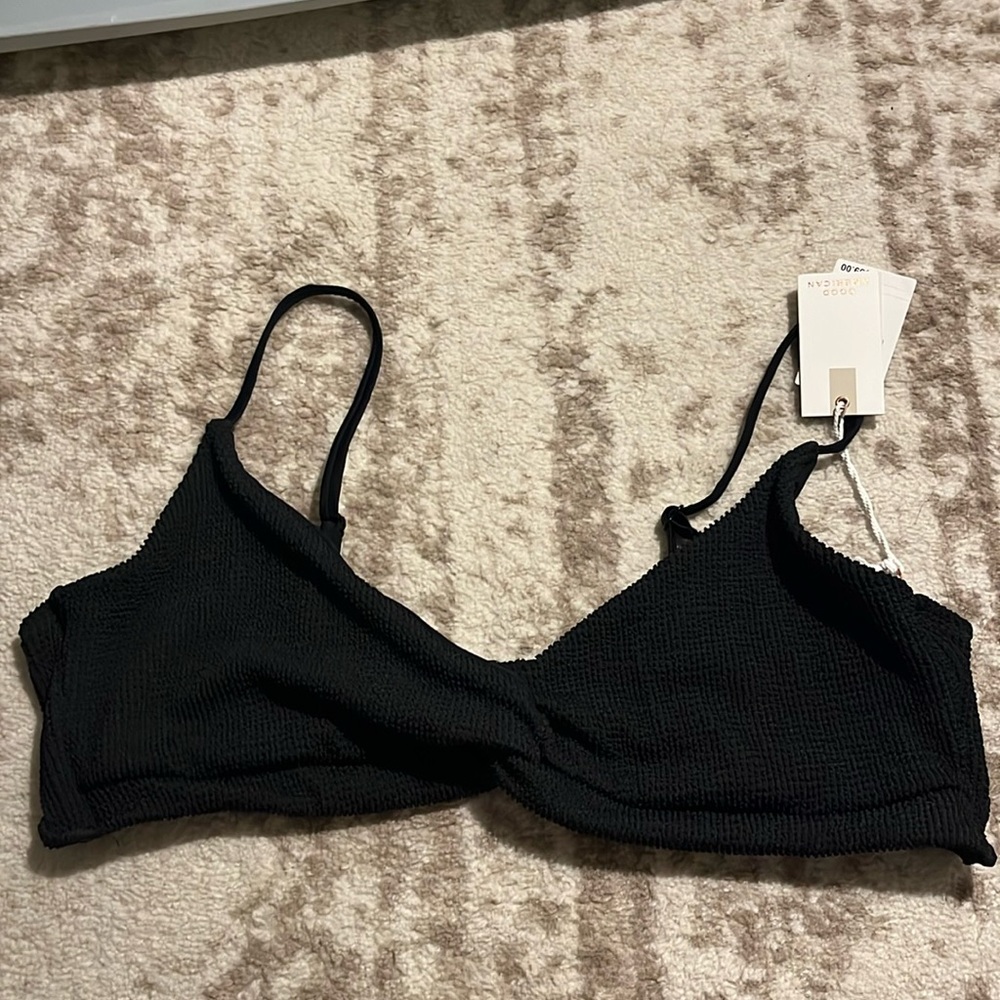Good American Crinkle swim top 7 NWT